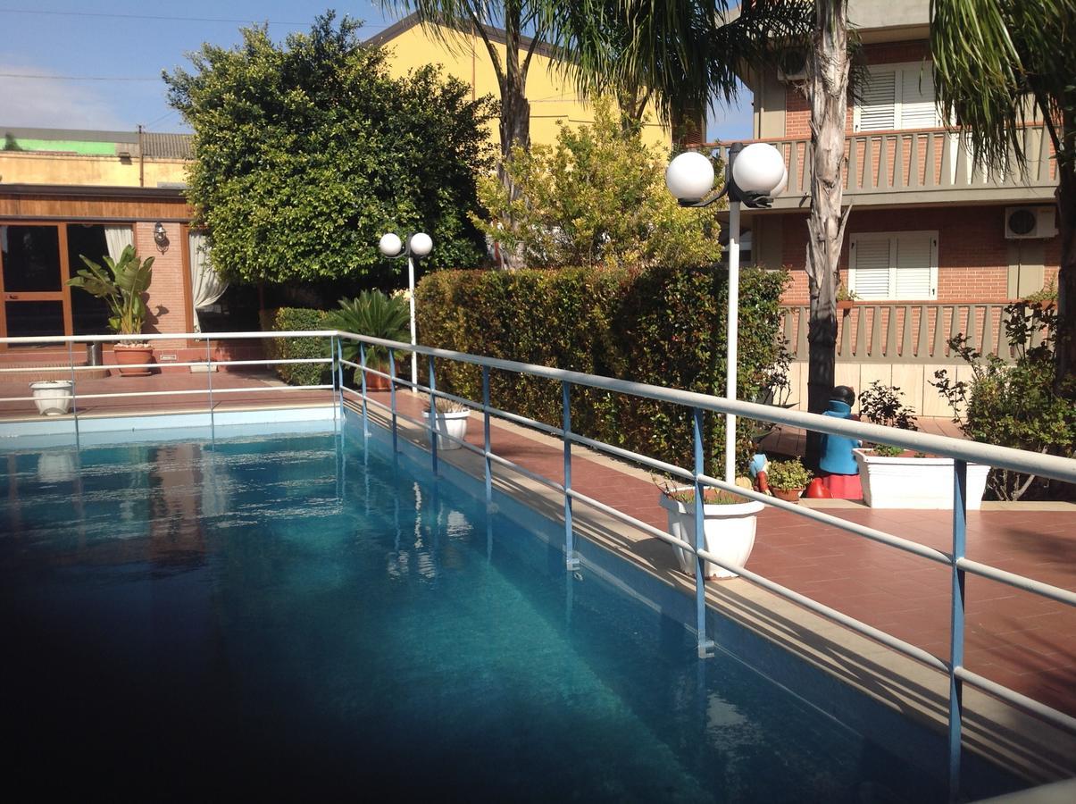 Hotel La Villa มิสแตร์เบียงโก ภายนอก รูปภาพ